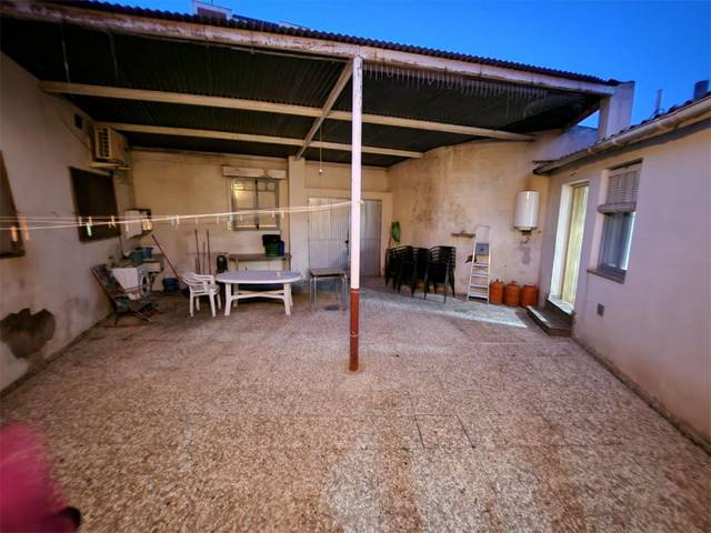 Piso en Venta en Calle Teniente Pérez Redondo, 1 en Totana