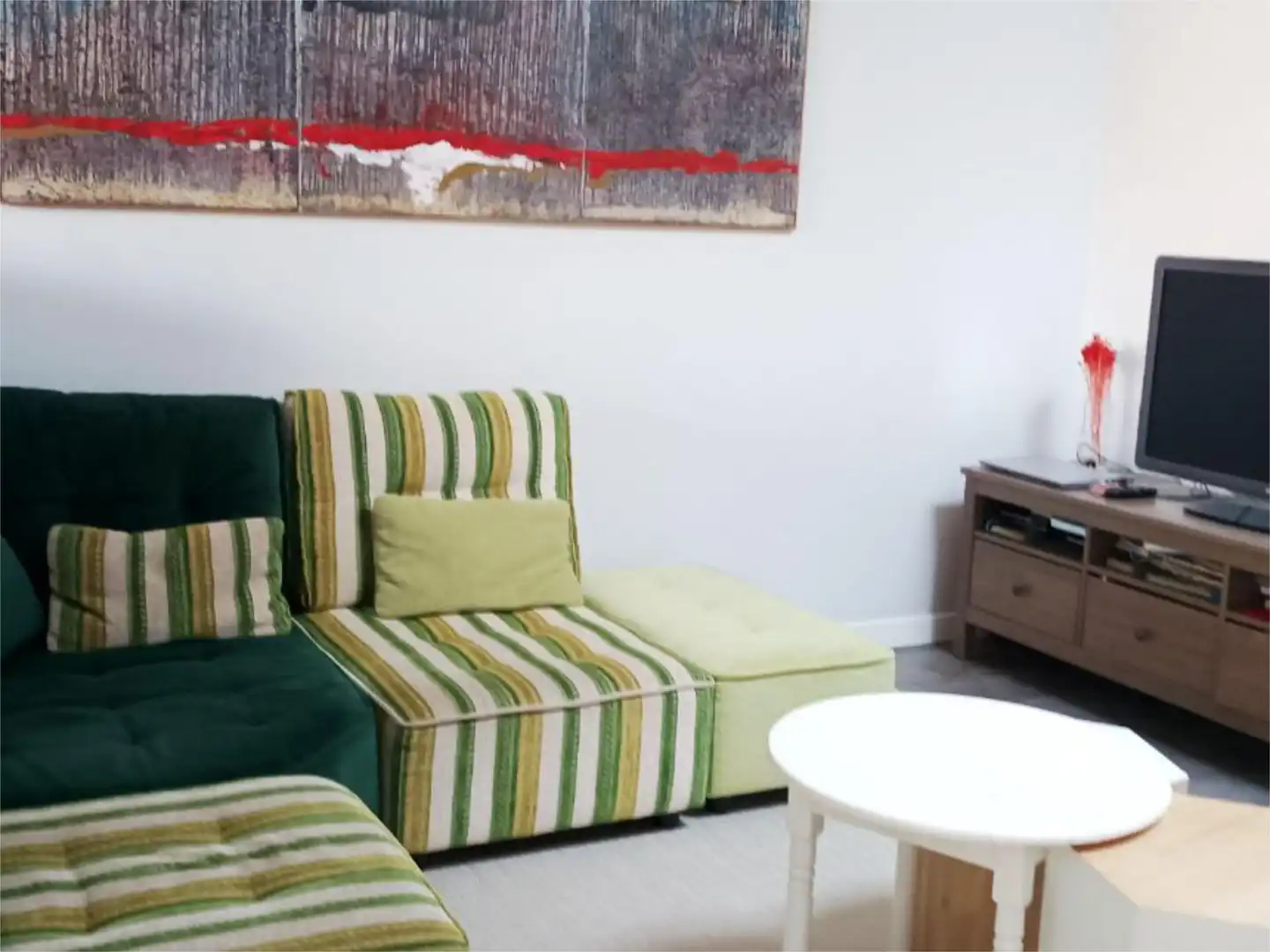 Casa o chalet en venta en Avenida Cerros, 6, Girón Sala de estar de Casa o chalet en venta en Valladolid con Aire acondicionado, Calefacción y Trastero