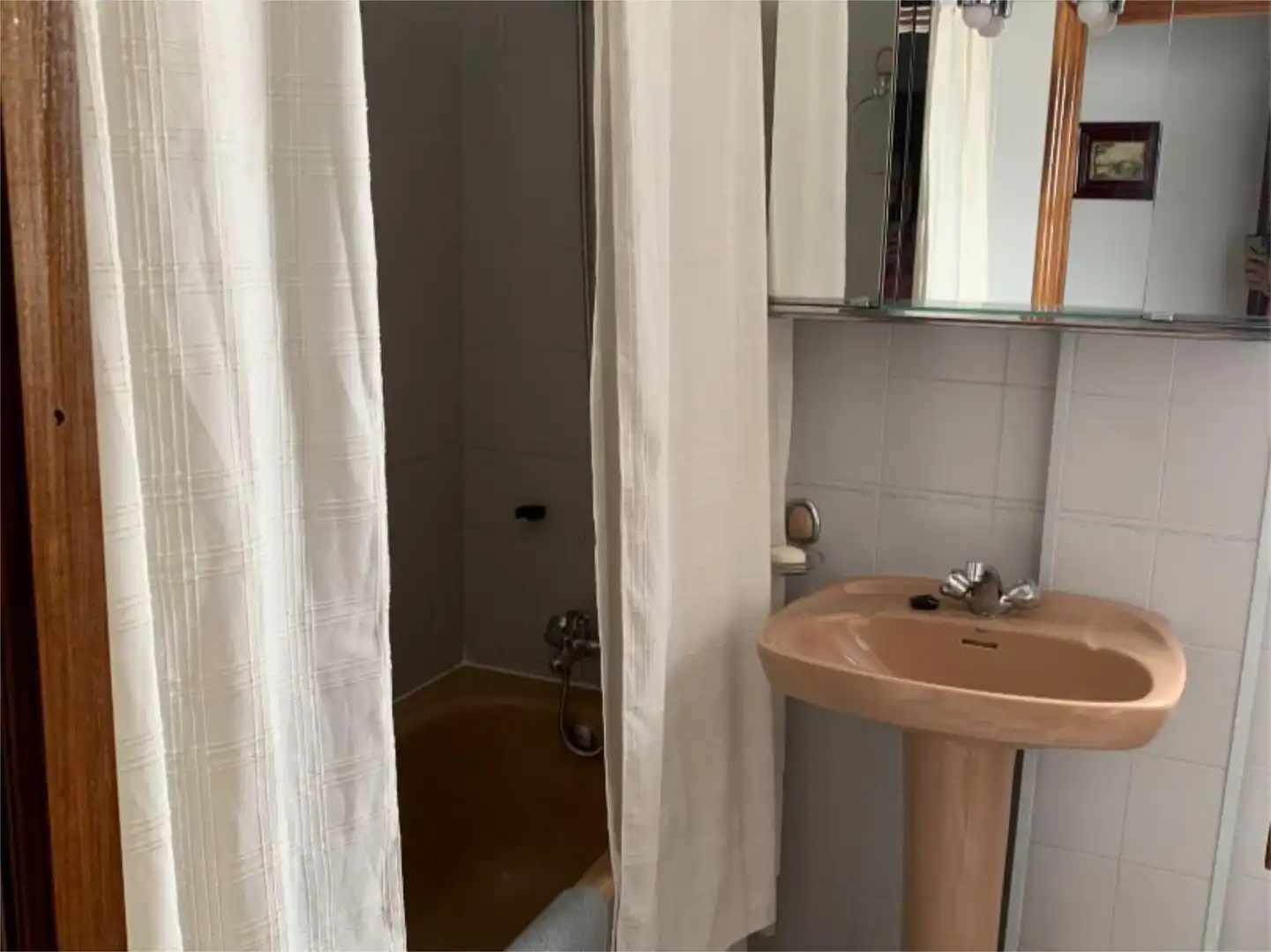 Bathroom of Flat for sale in Azuaga  with Air Conditioner, Heating and Terrace