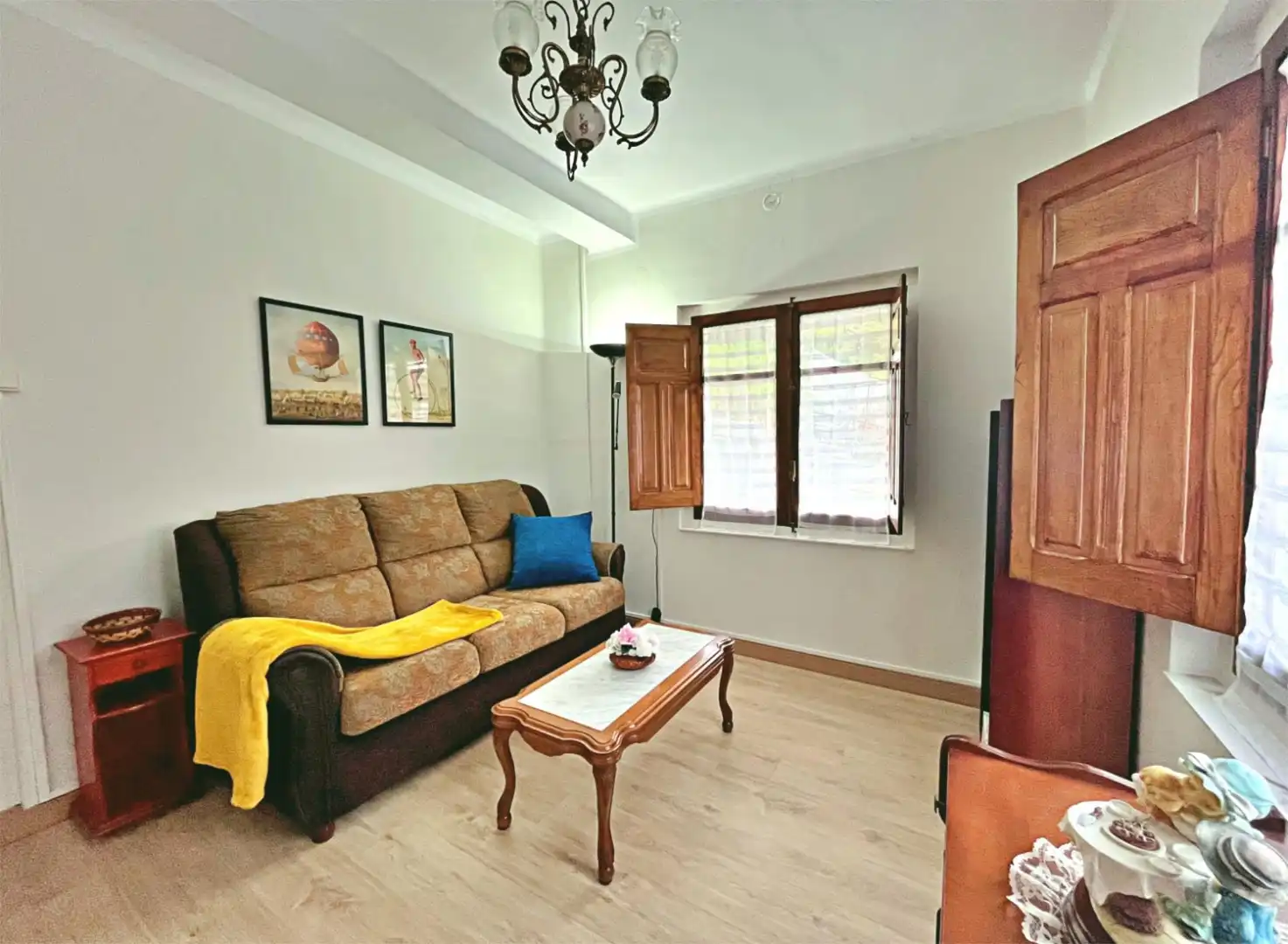 Sala de estar de Piso en venta en San Martín del Rey Aurelio con Trastero