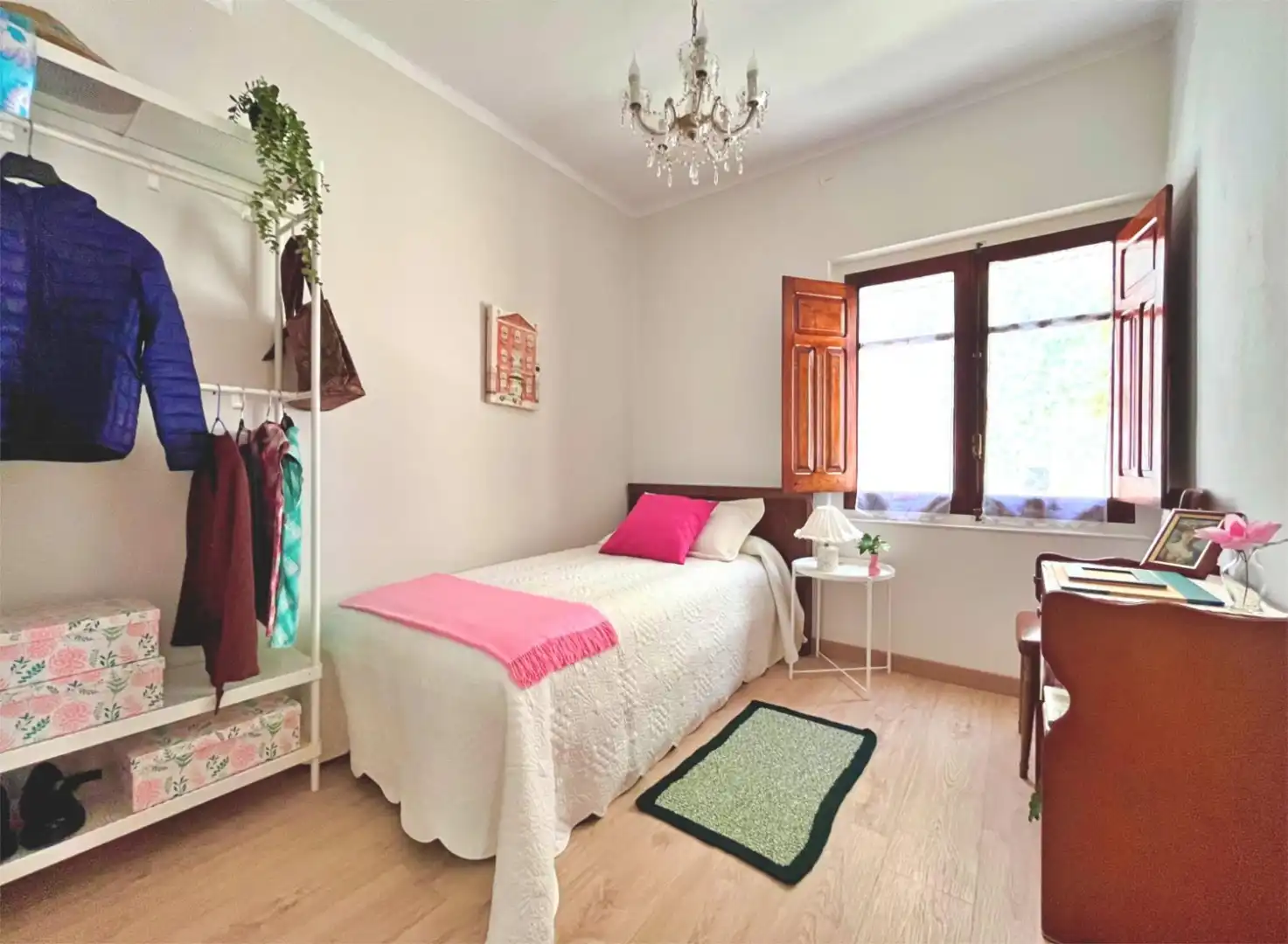 Habitación de Piso en venta en San Martín del Rey Aurelio con Trastero