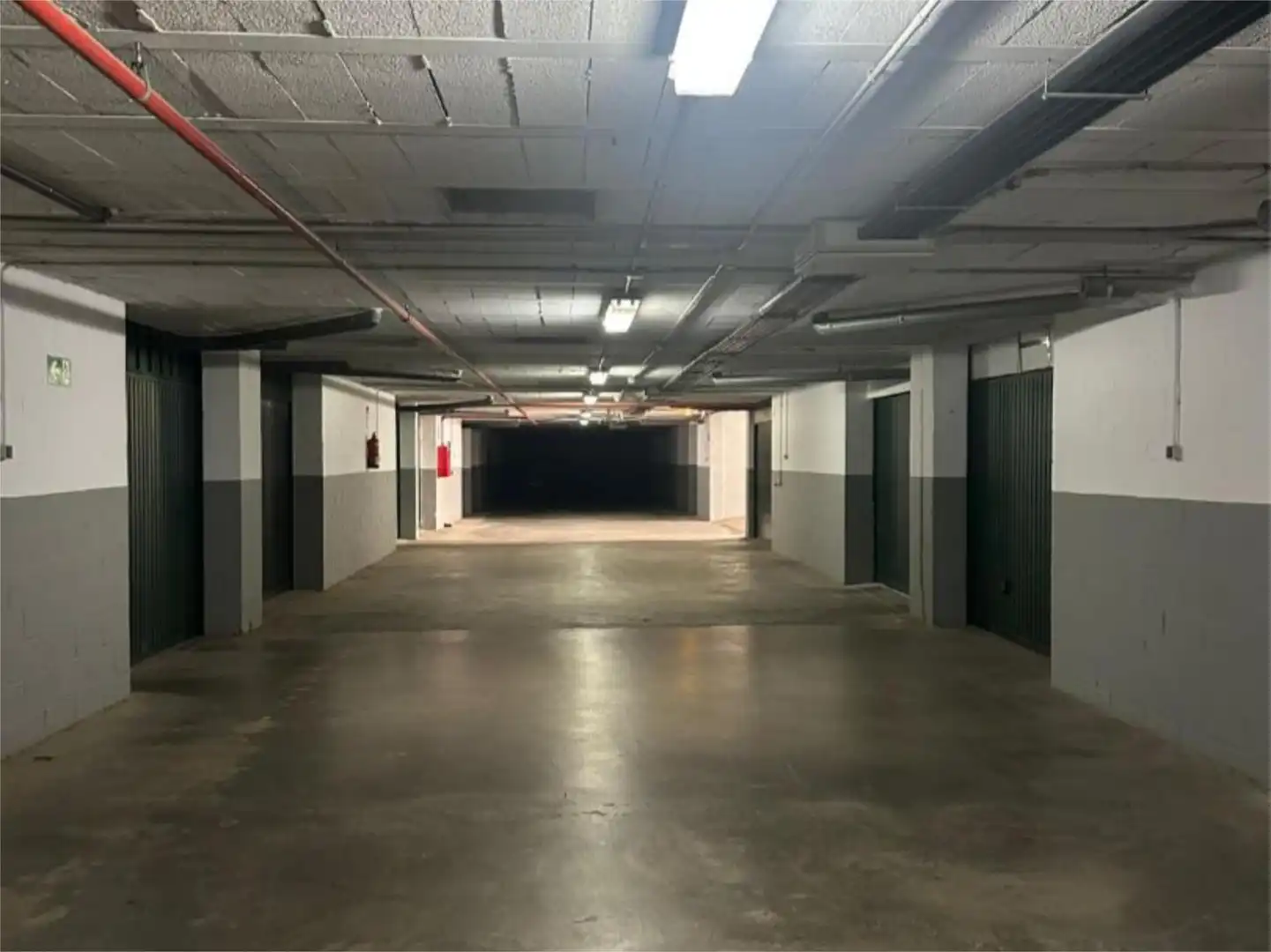 Parking of Flat for sale in Valdelacalzada  with Air Conditioner, Terrace and Storage room