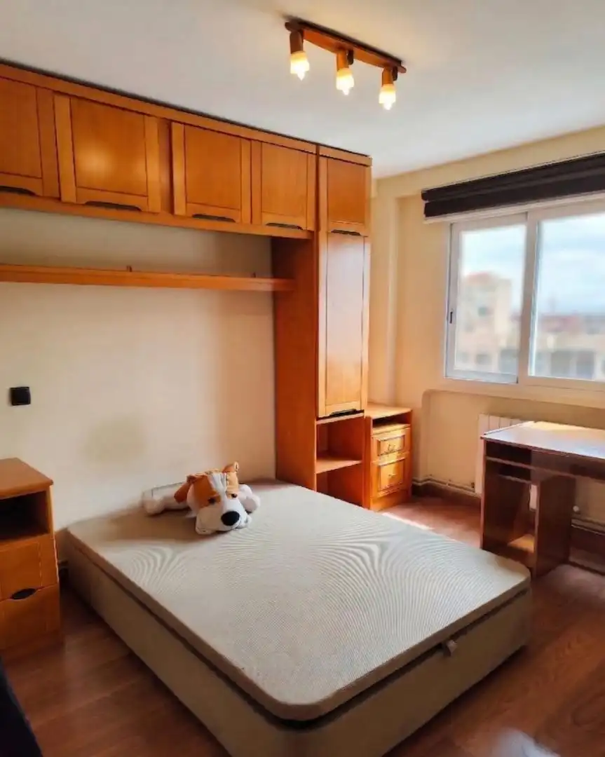 Flat for sale in Avenida de Francfort, 17, Ciudad 70 Bedroom of Flat for sale in Coslada with Air Conditioner, Heating and Private garden