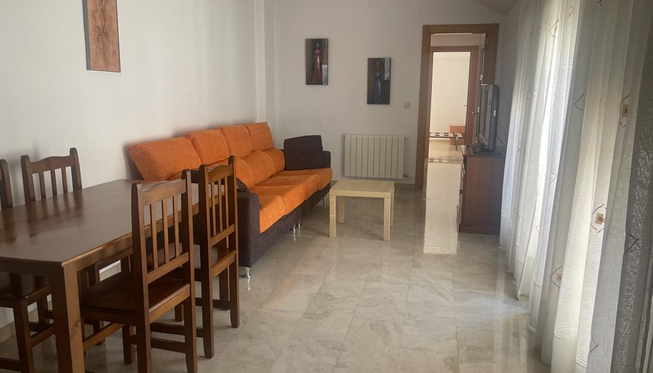 Foto 1 de Piso de alquiler en Calle Rubén Darío, 3, Baza, Granada