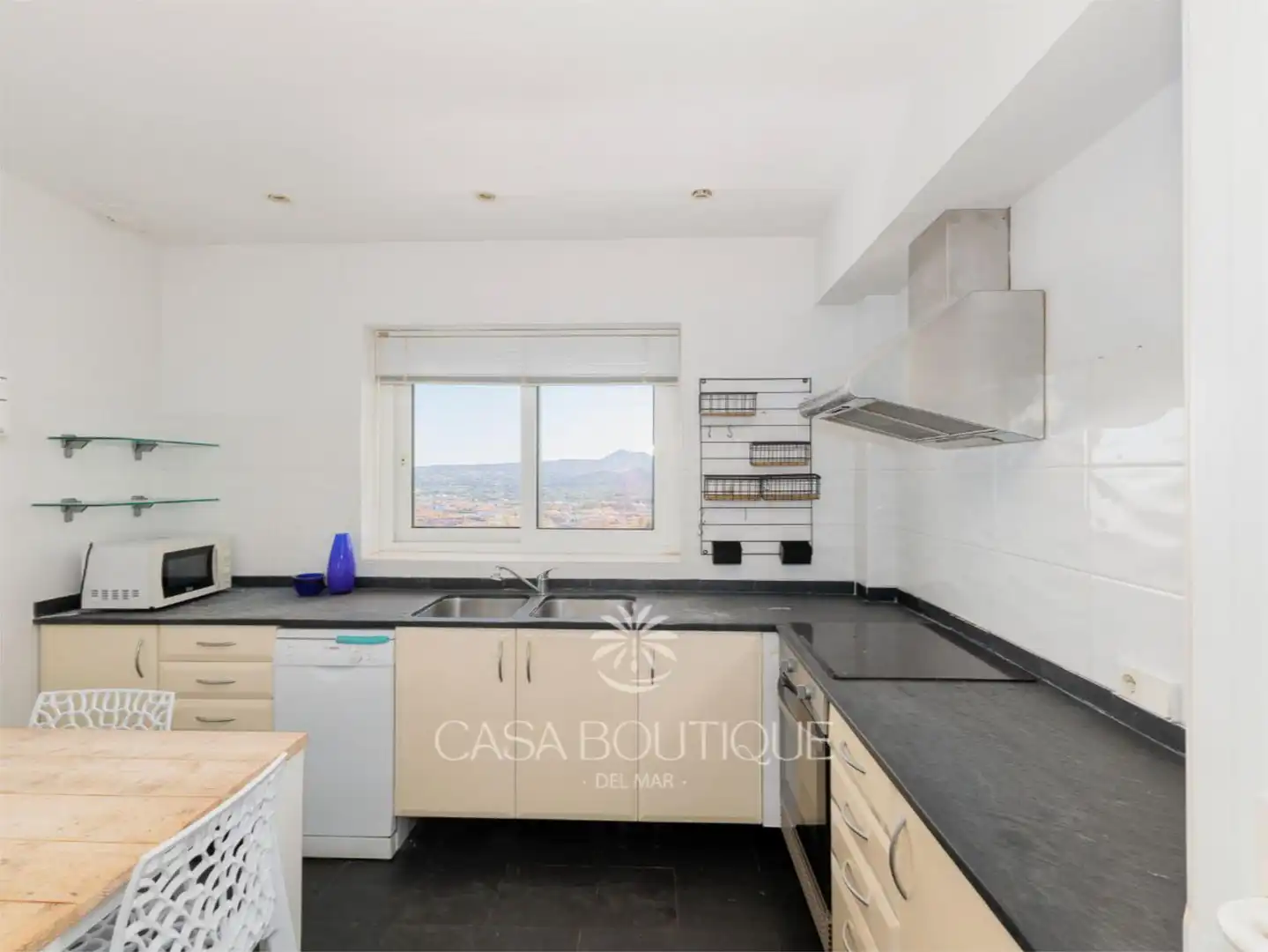 Houses for sale in Calle Petrer, 16, Puerto Kitchen of Houses for sale in Jávea / Xàbia with Air Conditioner, Heating and Private garden
