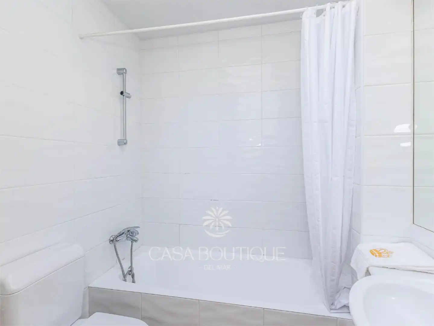 Houses for sale in Calle Petrer, 16, Puerto Bathroom of Houses for sale in Jávea / Xàbia with Air Conditioner, Heating and Private garden