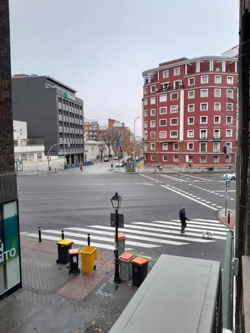 Exterior view of Apartments for sale in  Madrid Capital  with Air Conditioner