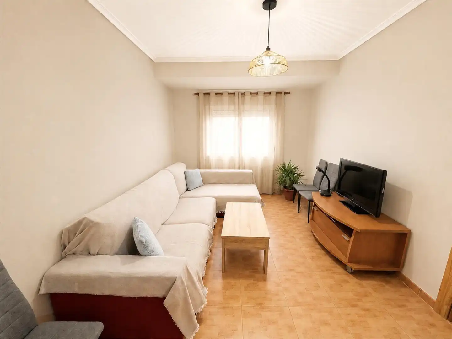 Wohnzimmer von Wohnung zur untervermieten in  Albacete Capital mit Heizung, Möbliert und Balkon