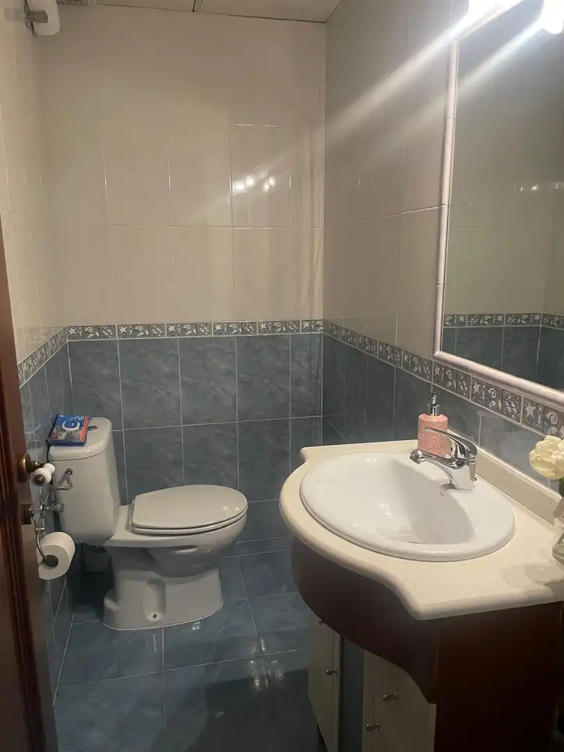 Baño de Casa adosada en venta en Lucena con Aire acondicionado, Calefacción y Parquet
