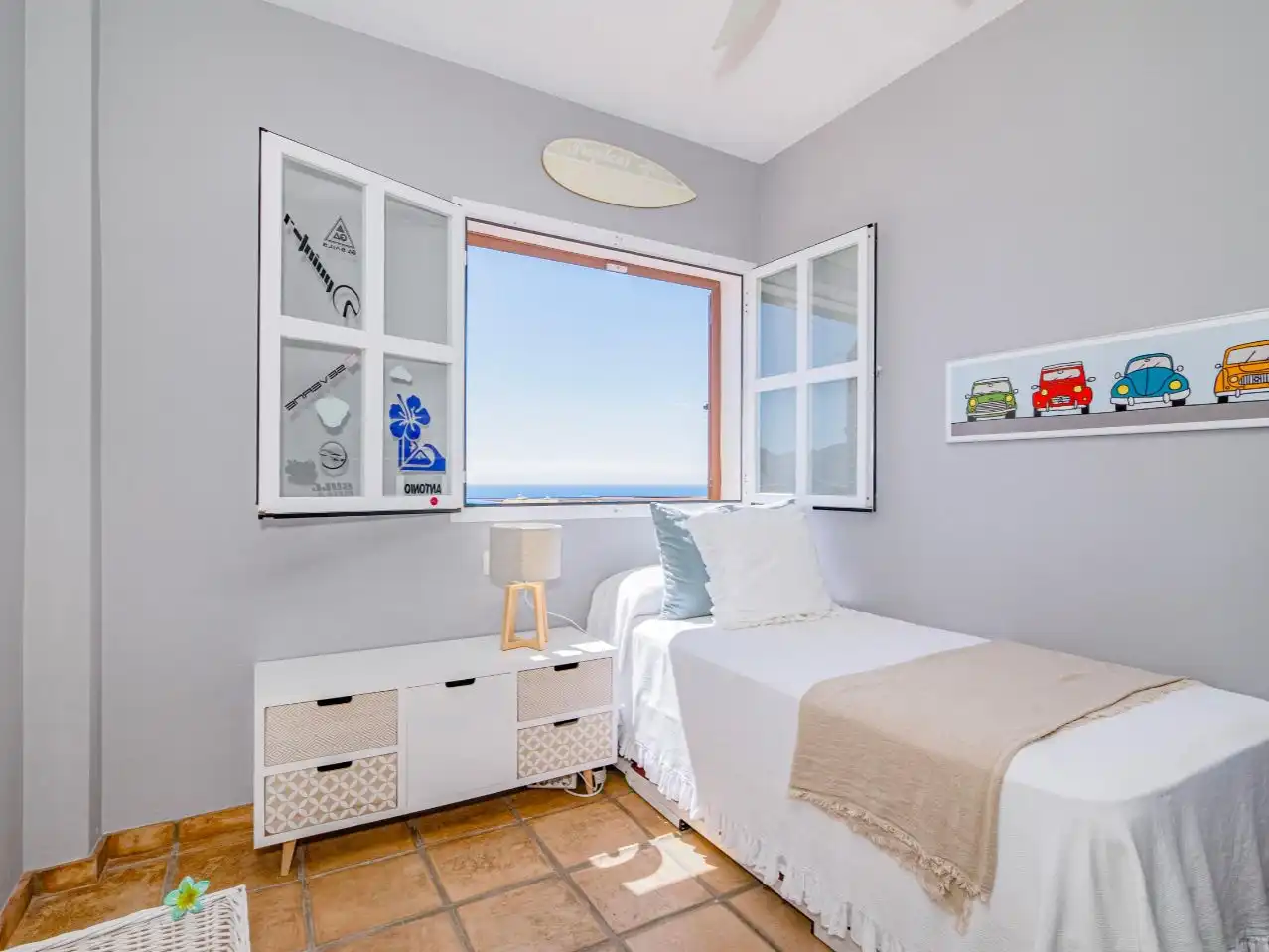 Bedroom of Flat for sale in Almuñécar  with Air Conditioner, Terrace and Swimming Pool