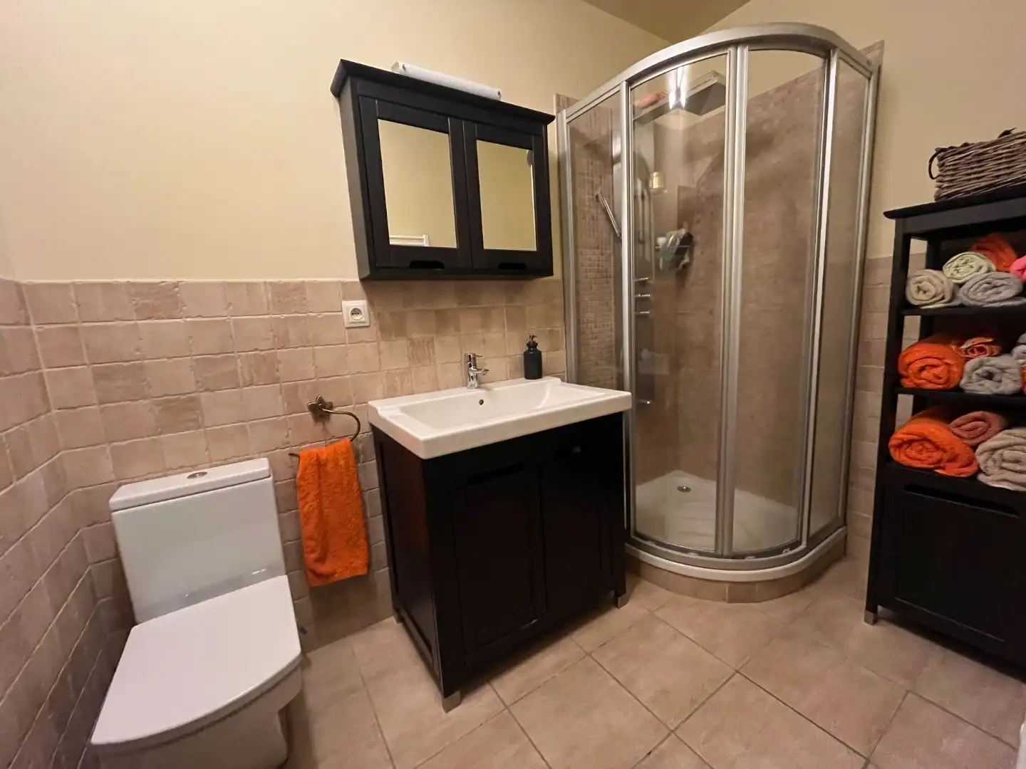 Flat for sale in Plaça Portal, 5, Bellver de Cerdanya Bathroom of Flat for sale in Bellver de Cerdanya with Heating, Private garden and Parquet flooring