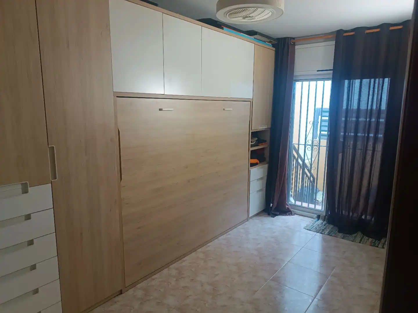Casa adosada en venta en Carrer Calaf, 21, Roda de Berà Habitación de Casa adosada en venta en Roda de Berà con Balcón
