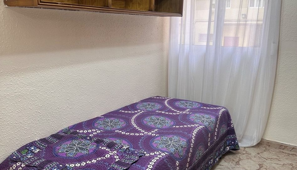 Room in Avenida de Europa, 74, Centro- San Felipe - Huerta Fava, La Línea de la Concepción - image 1 Photo 1 of Room in Avenida de Europa, 74, Centro- San Felipe - Huerta Fava, La Línea de la Concepción