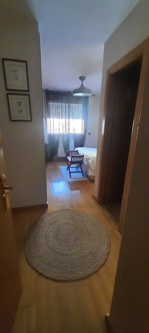 Pis en venda a Calle Ecuador, 2, Babel Dormitori de Pis en venda en Alicante / Alacant amb Calefacció, Parquet i Terrassa