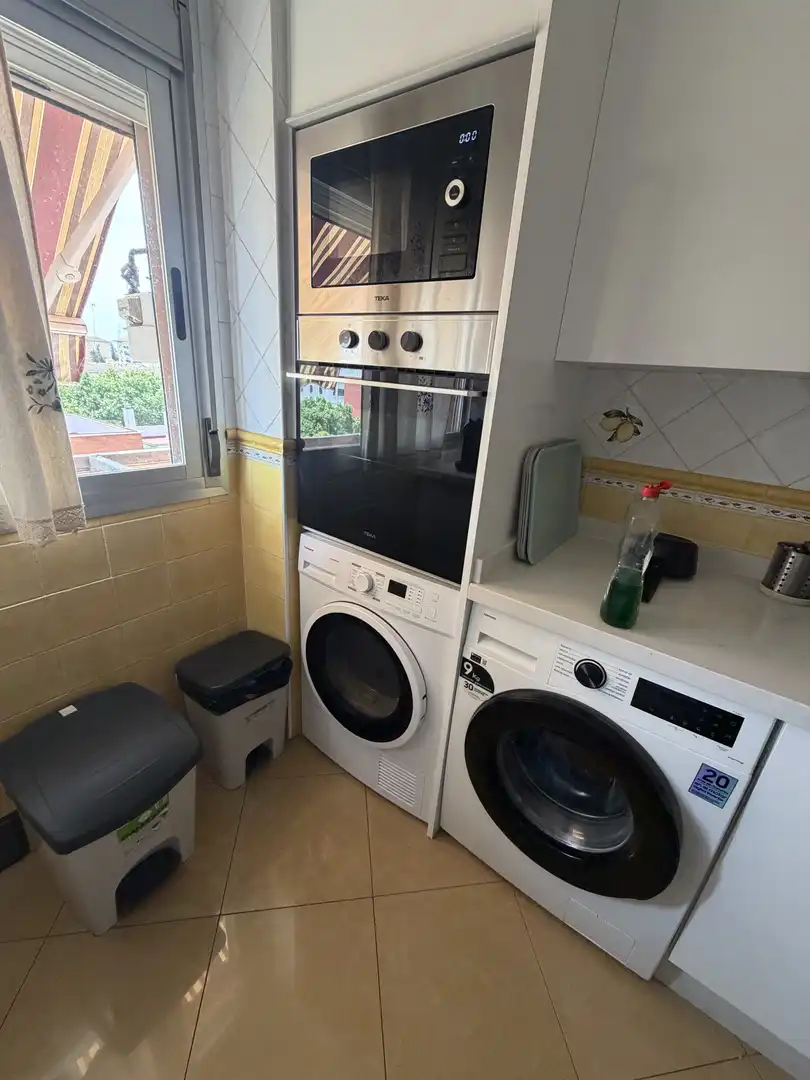 Flat for sale in Calle María Fulmen, 1, Parque Alcosa Kitchen of Flat for sale in Sevilla with Air Conditioner, Heating and Private garden