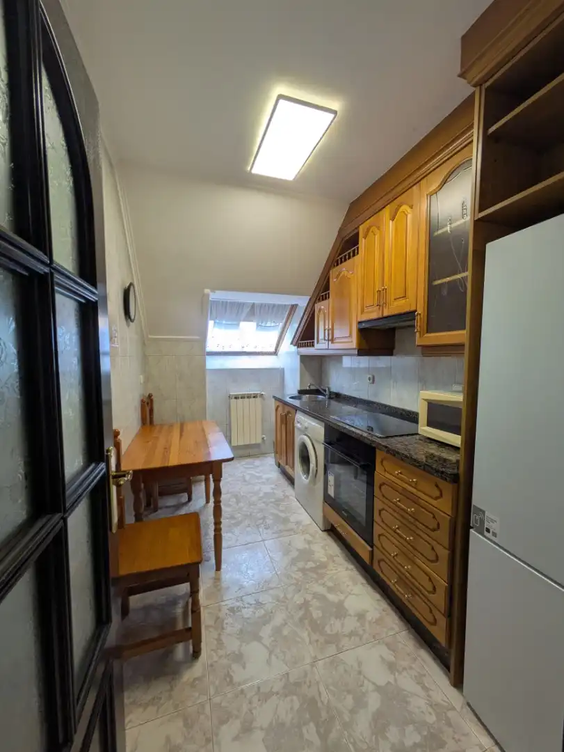 Flat for rent in Calle Marqués de Bolarque, 9, La Felguera