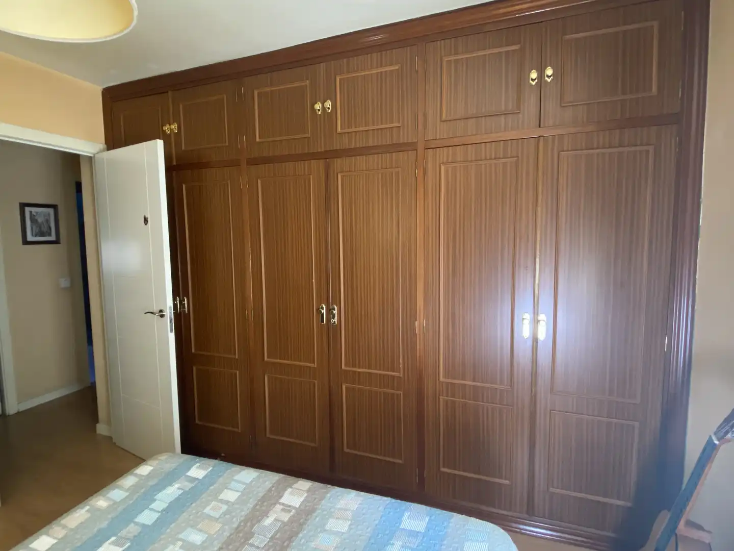 Schlafzimmer von Wohnung zum Verkauf in Madrid mit Klimaanlage, Heizung und Möbliert