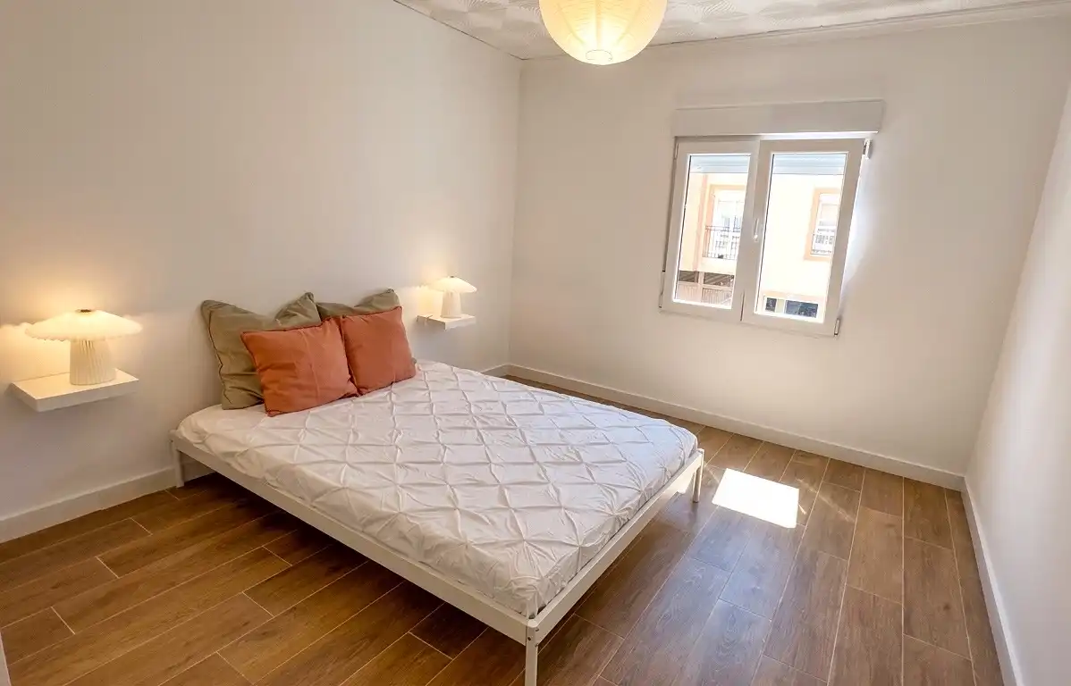 Piso de alquiler en Avenida Carlos III, Almansa Habitación de Piso de alquiler en Almansa con Aire acondicionado, Terraza y Amueblado