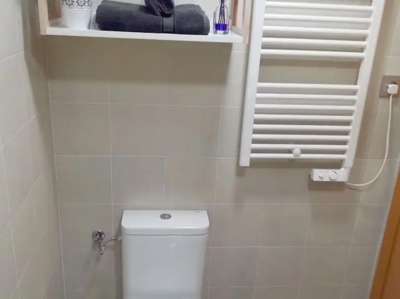 Piso en venta en Paseo de Pamplona, 14, Centro Baño de Piso en venta en Tudela con Aire acondicionado, Calefacción y Parquet