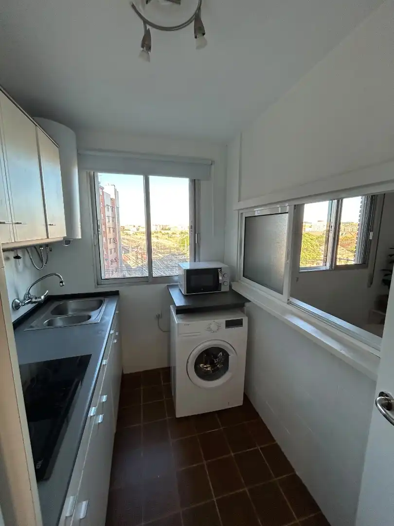 Wohnung zur Miete in Paseo Arco de Ladrillo, 17, Campo Grande Küche von Wohnung zur Miete in Valladolid mit Parkett, Möbliert und Waschmaschine