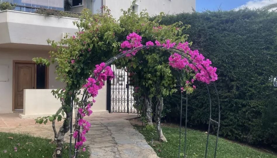 Foto 1 de Apartamento en venta en Calle Aguamarina, 1, Nueva Atalaya, Estepona