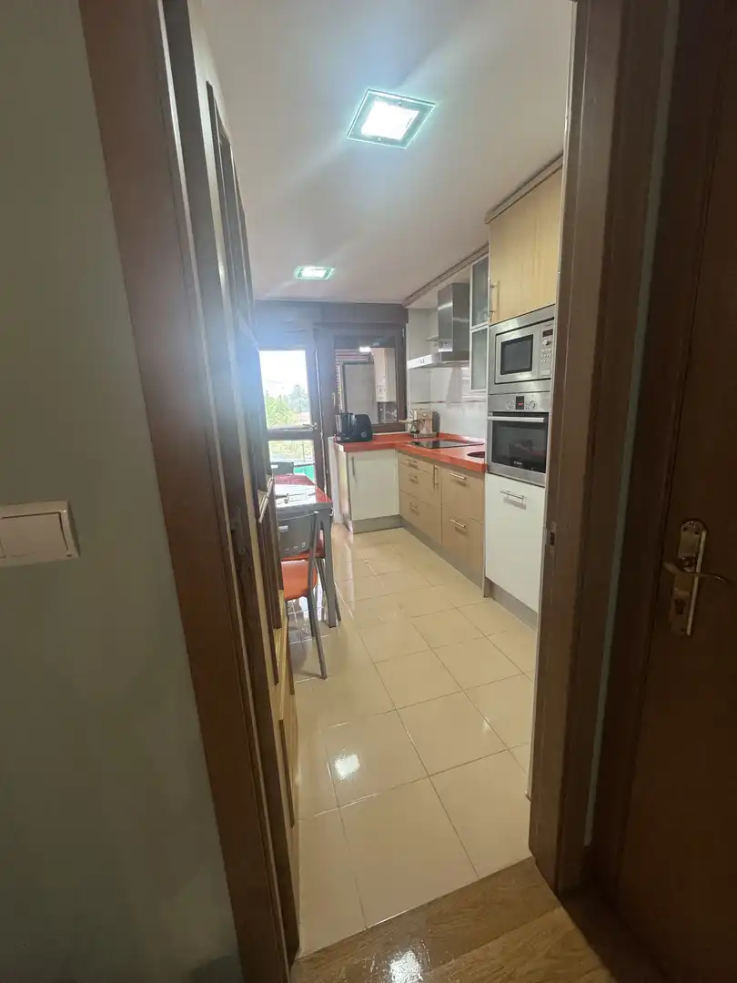 Wohnung zum Verkauf in Barrio Cerrazo, 70, Reocín Küche von Wohnung zum Verkauf in Reocín mit Terrasse