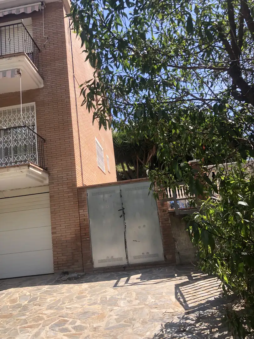 Houses for rent in Urbanització Garraf Dos, 33, Les Botigues de Sitges Exterior view of Houses for rent in Sitges with Air Conditioner, Terrace and Swimming Pool