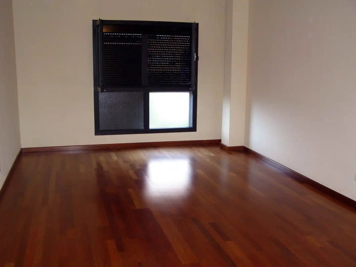 Piso de alquiler en Avenida Pintor Felo Monzón, 28, Las Palmas de Gran Canaria Habitación de Piso de alquiler en Las Palmas de Gran Canaria con Piscina y Balcón