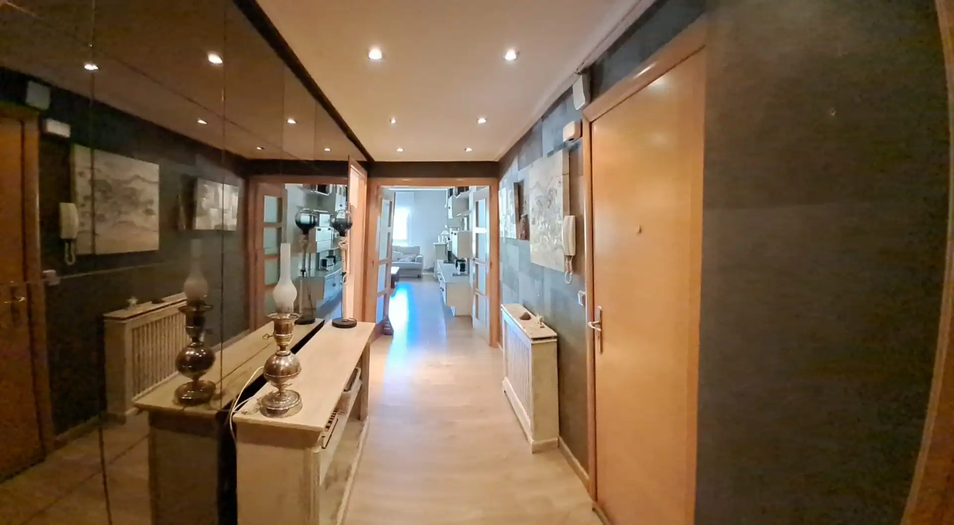 Piso de alquiler en Zaragoza con Calefacción, Jardín privado y Amueblado