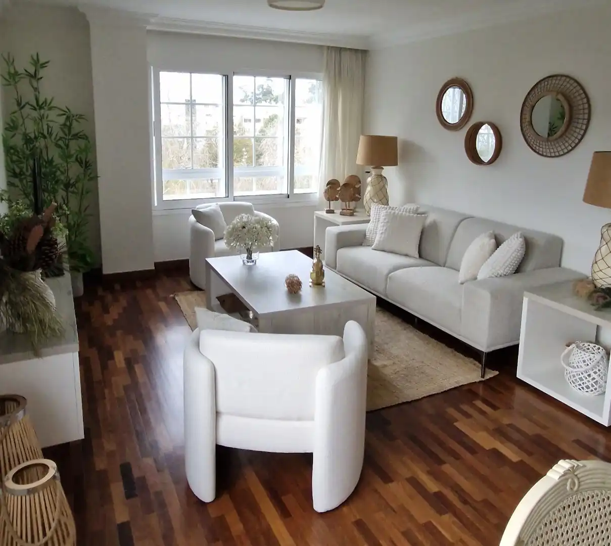 Flat for rent in Plaza Exilio, 1, Liáns Living room of Flat for rent in Oleiros with Heating, Parquet flooring and Storage room