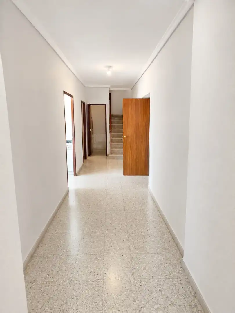 Detached homes for sale in Belmonte de Tajo  with Terrace and Balcony