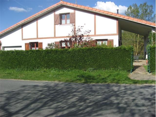 Vista exterior de Casa o xalet en venda en Bernedo amb Terrassa