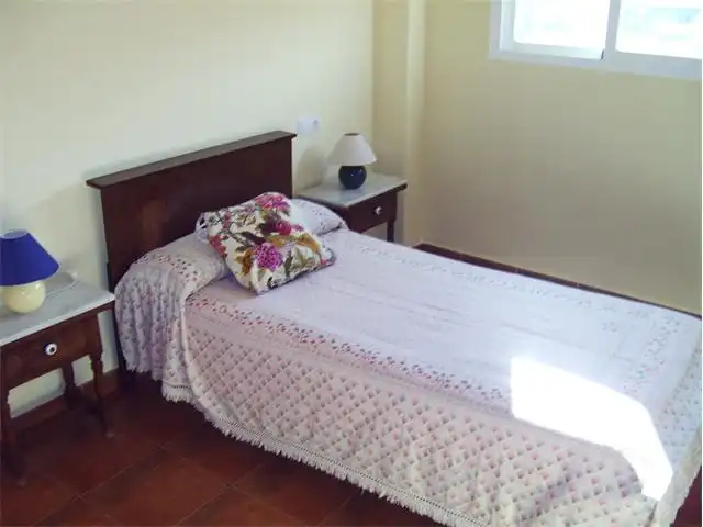 Habitación de Casa adosada en venta en Benlloc con Terraza y Balcón