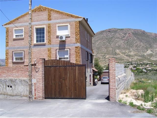 Exterior view of House or chalet for sale in Alicante / Alacant  with Air Conditioner, Heating and Private garden