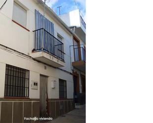 Exterior view of House or chalet for sale in Casas de Millán