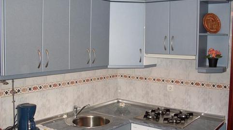 Foto 4 de Casa adosada en venta en Calle Federico García Lorca, 18, Casas de Millán, Cáceres