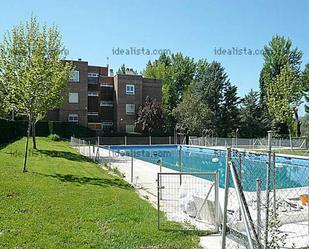 Swimming pool of Flat for sale in Talamanca de Jarama  with Heating, Parquet flooring and Terrace