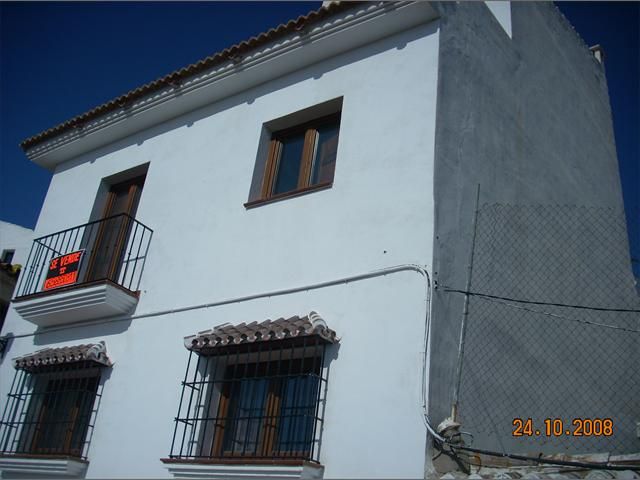 Exterior view of Duplex for sale in Comares