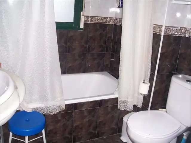 Apartamento en venta en Trillo, 1, Santovenia de Pisuerga Baño de Apartamento en venta en Santovenia de Pisuerga con Calefacción, Parquet y Trastero