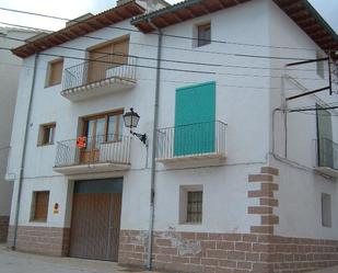Vista exterior de Casa adosada en venda en Mas de las Matas amb Terrassa i Balcó