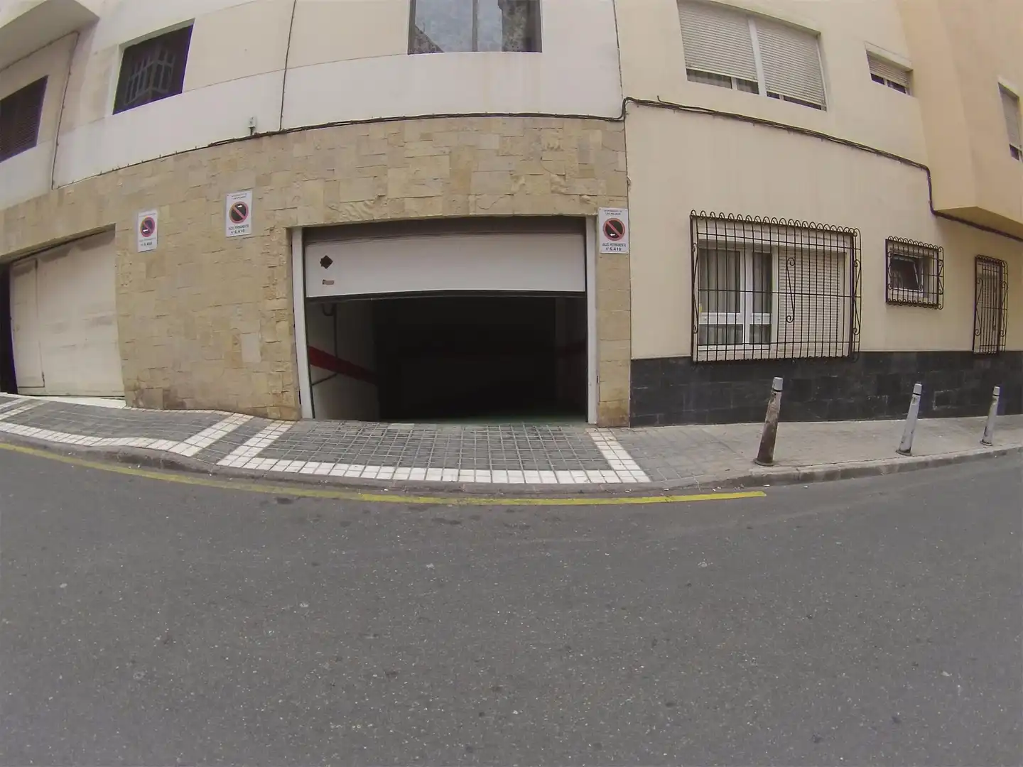 Garage zur Miete in Pérez del Toro, 86, Arenales - Lugo - Avda. Marítima