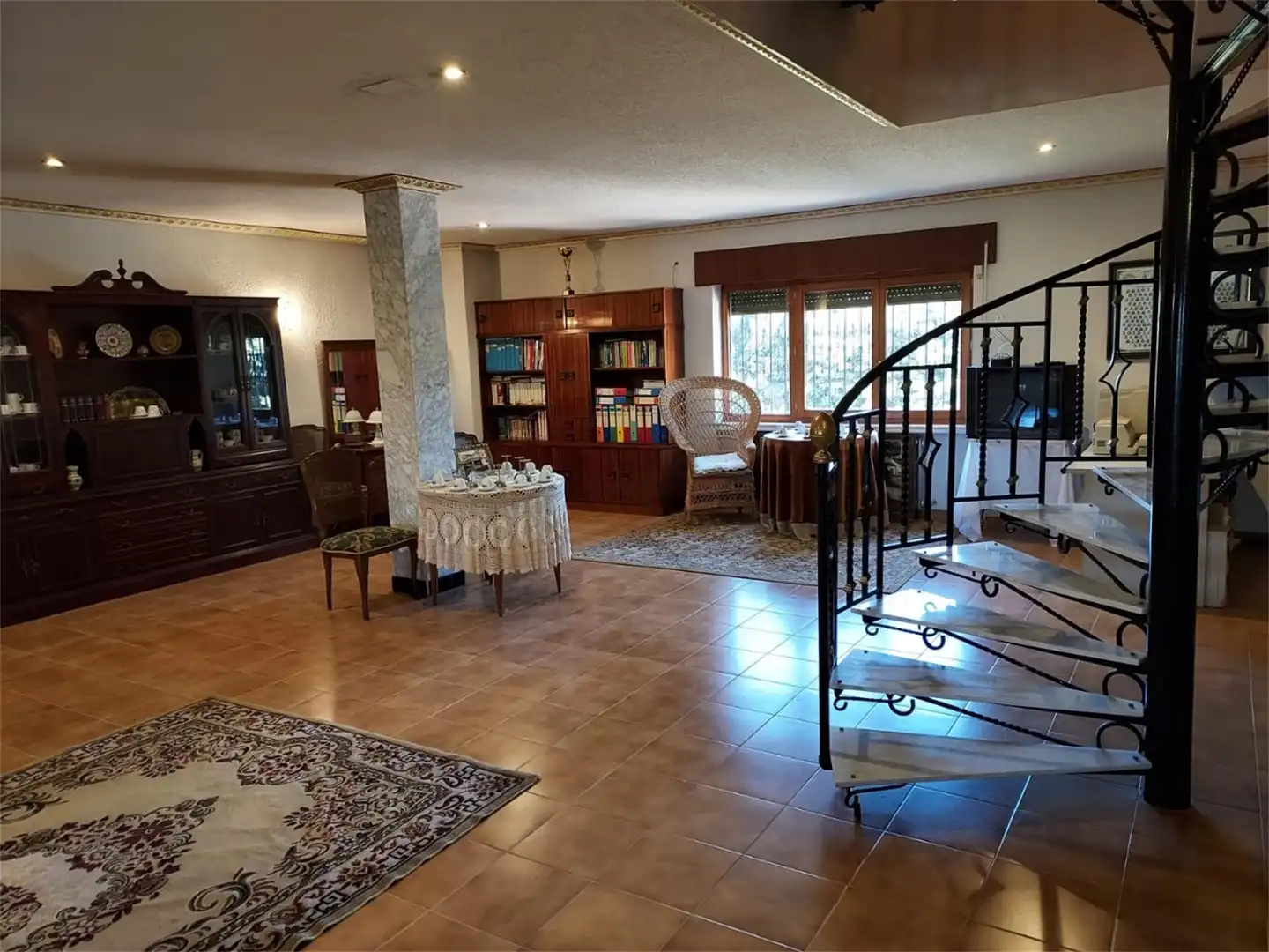 Wohnung zum Verkauf in Capuchinos - Glorieta - Ciudad Jardín Wohnung zum Verkauf in Salamanca mit Heizung, Privatgarten und Terrasse