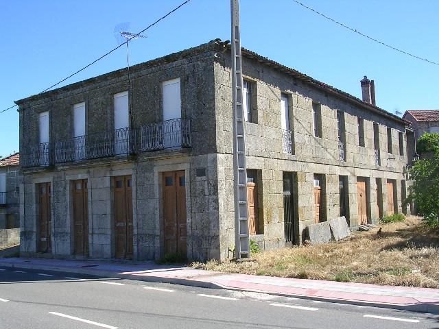 Exterior view of Flat for sale in Vilardevós