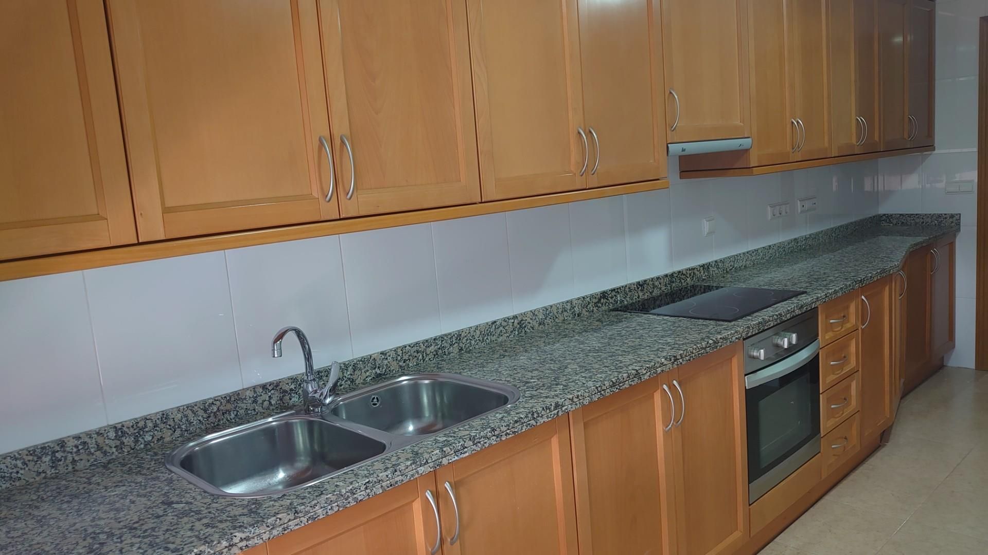 Kitchen of Flat for sale in Alcoy / Alcoi  with Balcony