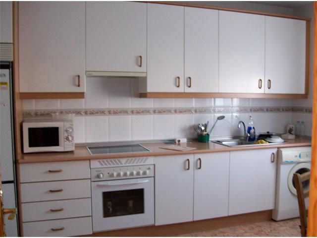 Flat for sale in Eras Altas, 14, Casarrubios del Monte pueblo Kitchen of Flat for sale in Casarrubios del Monte with Heating, Private garden and Terrace