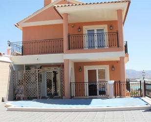 Vista exterior de Casa o xalet de lloguer en Mazarrón amb Aire condicionat, Terrassa i Piscina