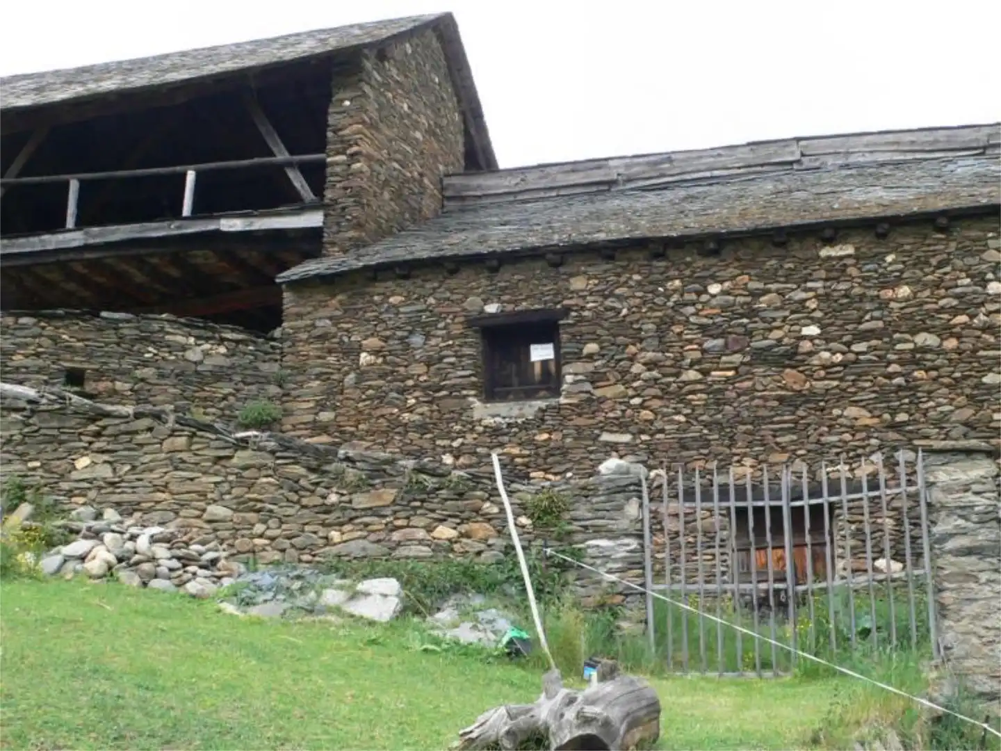 Piso en venta en Terveu, 1, Tírvia Piso en venta en Terveu, 1, Tírvia