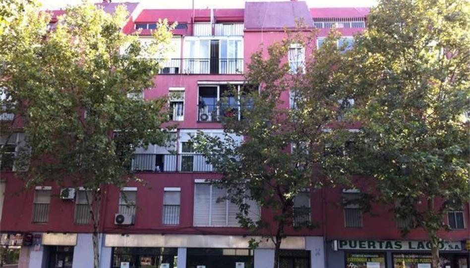 Foto 1 de Piso de alquiler en Calle Resolana, 37, San Gil, Sevilla
