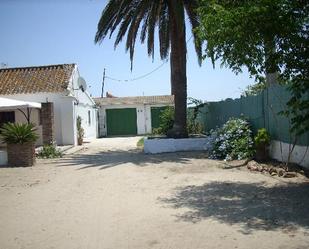 Vista exterior de Finca rústica en venda en La Línea de la Concepción amb Aire condicionat, Calefacció i Jardí privat