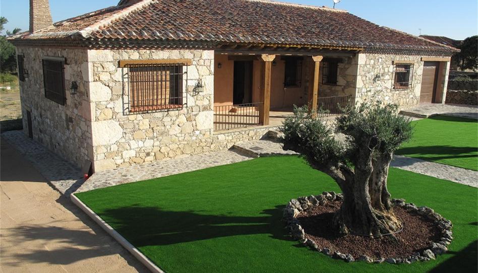 Casa o chalet en venta en Calle Pedraza, 40, Pedraza, Segovia - imagen 1 Foto 1 de Casa o chalet en venta en Calle Pedraza, 40, Pedraza, Segovia